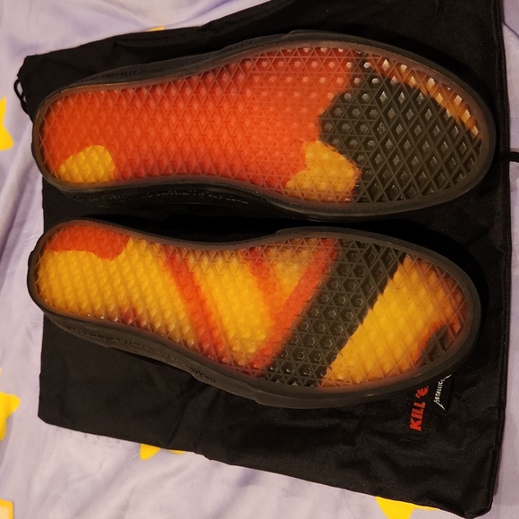 METALLICA HALF CAB PRO VANS SHOES - MENS SIZE 12 - WORN ONCE - Picture 2 of 8